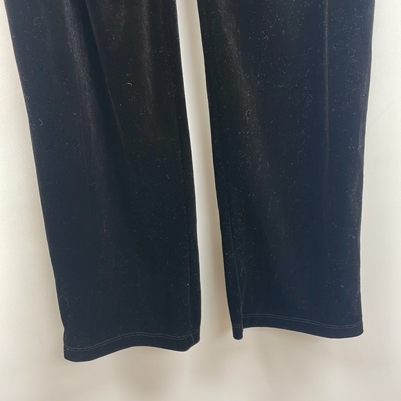 NWT Torrid Velvet High Rise Elastic Waist Tapered Pant Minimalist Black Large - Picture 5 of 9